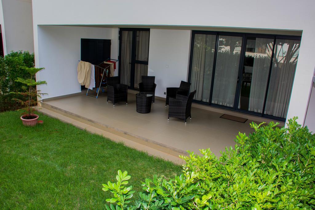 Apartment Azuri Roches Noires Extérieur photo